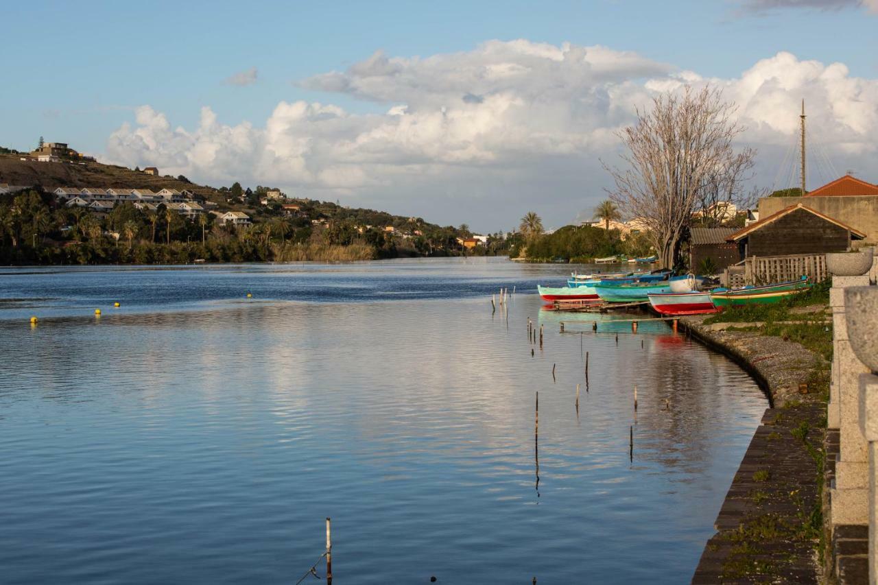 Case Panoramiche Sul Lago Messina Exteriér fotografie